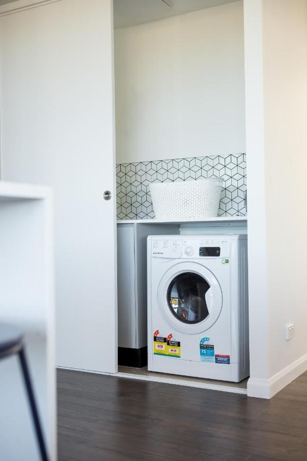 טוומבה Inspire Boutique Apartments מראה חיצוני תמונה