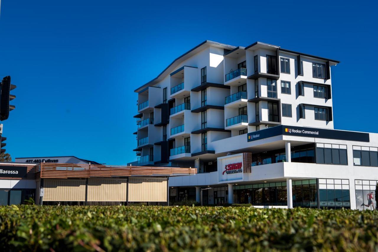 טוומבה Inspire Boutique Apartments מראה חיצוני תמונה